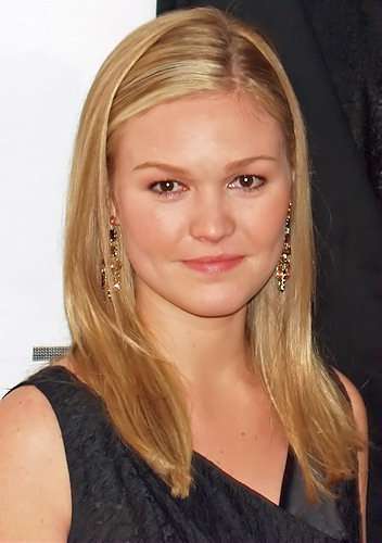 Julia Stiles